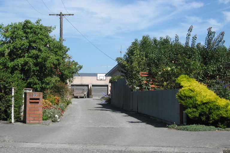 Photo of property in 39 Buckleys Terrace, Tinwald, Ashburton, 7700