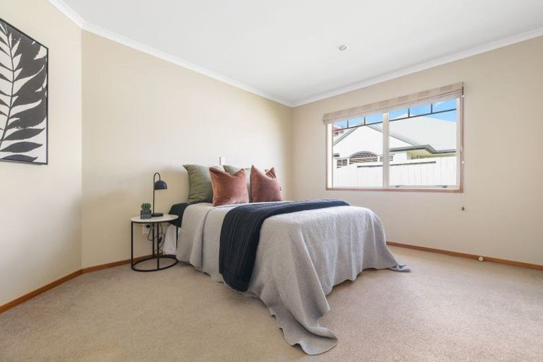 Photo of property in 27 Cranbrook Place, Rototuna North, Hamilton, 3210