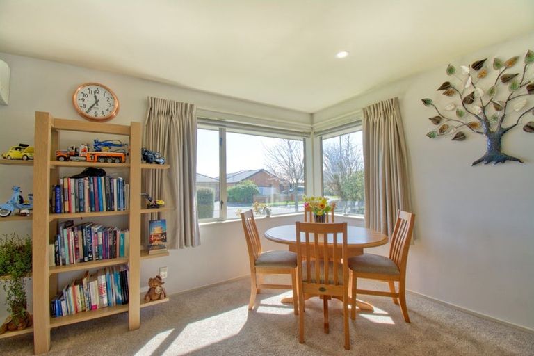 Photo of property in 5 Blowers Place, Halswell, Christchurch, 8025