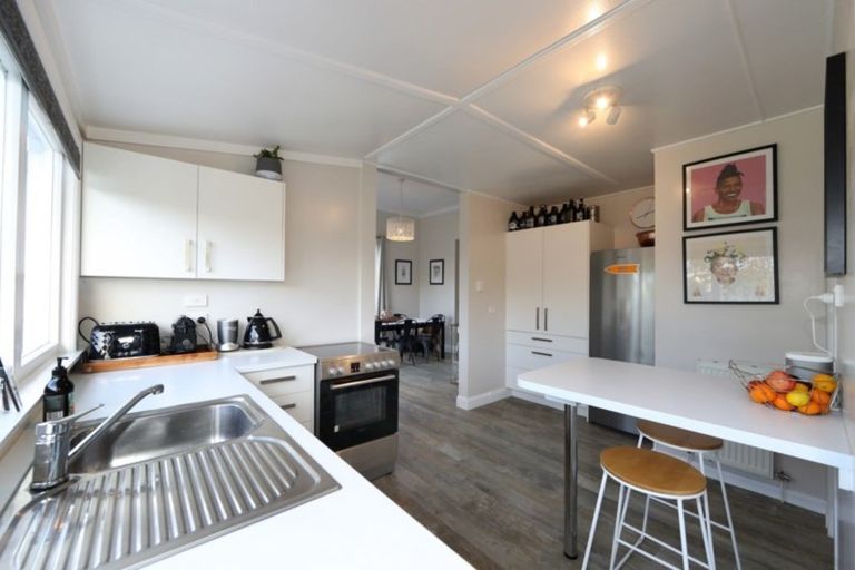 Photo of property in 1/904 Albert Street, Parkvale, Hastings, 4122
