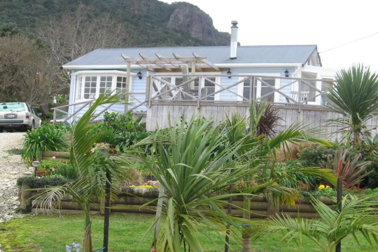 Photo of property in 14 Taurikura Street, Whangarei Heads, 0174