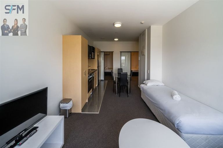 Photo of property in Twin Towers, 1008/17 Putney Way, Manukau, Auckland, 2104