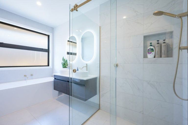 Photo of property in 63 Les Wakefield Road, Mapua, 7005