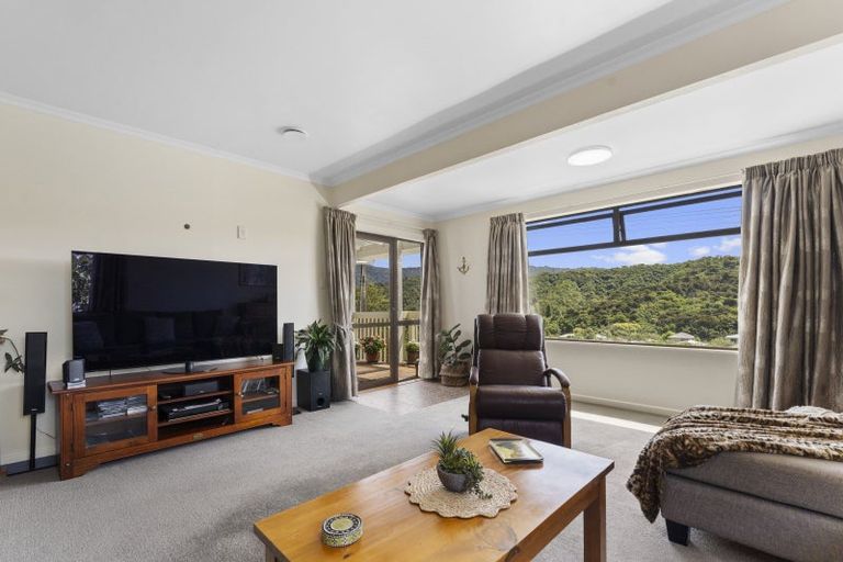 Photo of property in 91 Milton Terrace, Picton, 7220