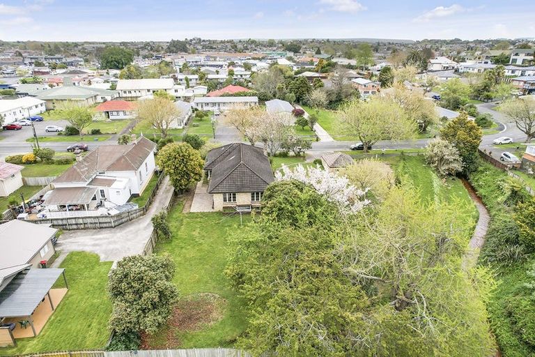 Photo of property in 8 Johnson Street, Dinsdale, Hamilton, 3204