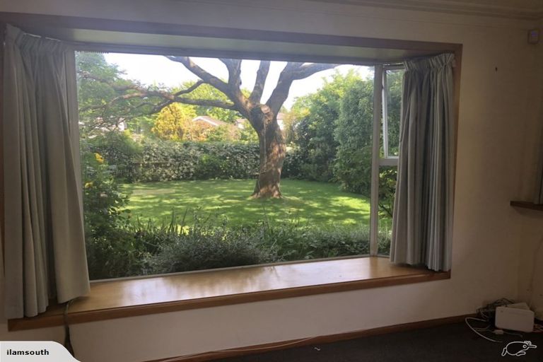 Photo of property in 124 Waimairi Road, Ilam, Christchurch, 8041