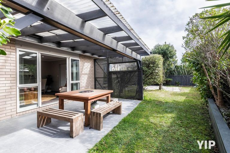 Photo of property in 235 Mark Avenue, Grenada Village, Wellington, 6037