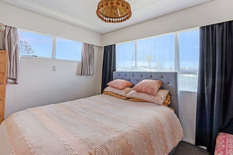 Photo of property in 7a Seafront Road, Castlecliff, Whanganui, 4501