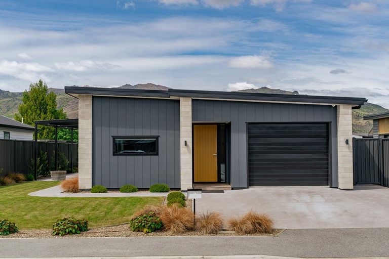 Photo of property in 9 Dawkins Street, Cromwell, 9310