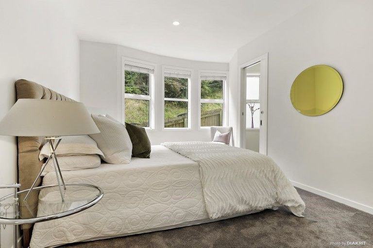 Photo of property in 2 Crieff Street, Northland, Wellington, 6012