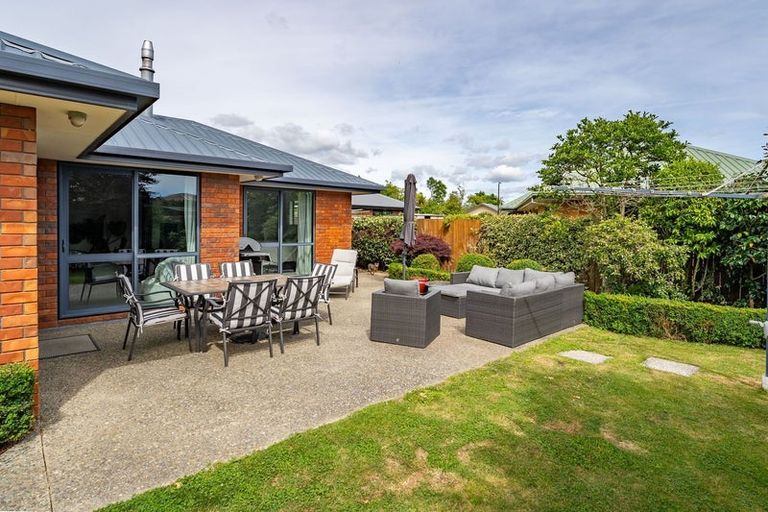 Photo of property in 53 Starveall Street, Brightwater, 7022