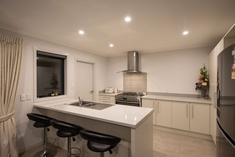 Photo of property in 195 Pacific Drive, Fitzherbert, Palmerston North, 4410