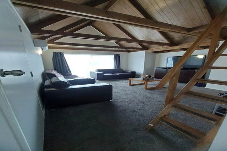 Photo of property in 8/51 Dimock Street, Titahi Bay, Porirua, 5022