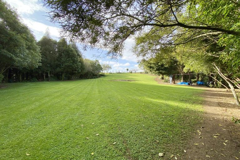 Photo of property in 28 Tangimoana Road, Muhunoa East, Levin, 5570