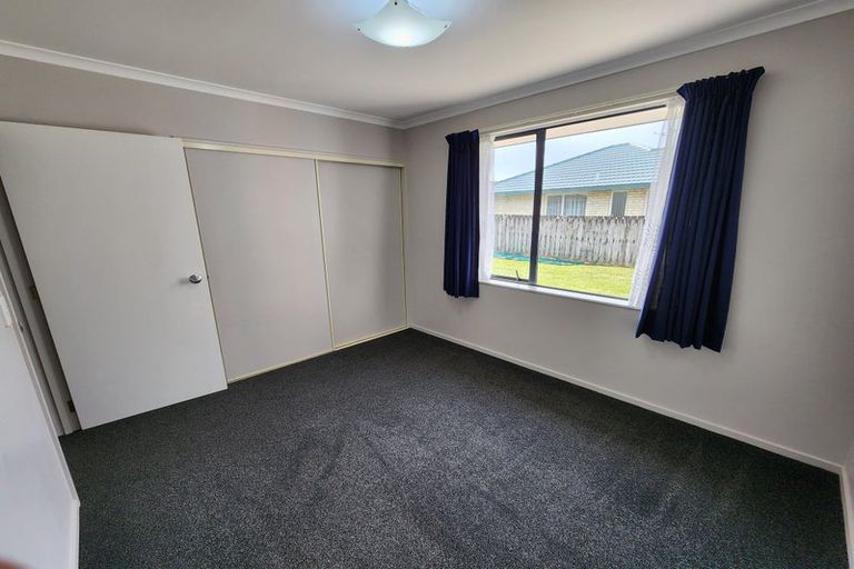 Photo of property in 34 Farnborough Drive, Nawton, Hamilton, 3200