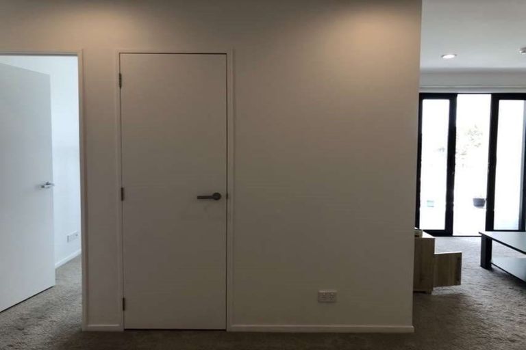 Photo of property in Apollo Apartments, 201/46 Rosedale Road, Rosedale, Auckland, 0632