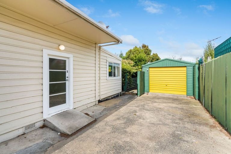 Photo of property in 65 Law Street, Caversham, Dunedin, 9012