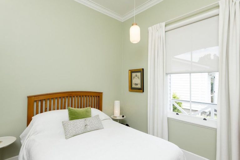 Photo of property in 206 Whitaker Street, Whataupoko, Gisborne, 4010