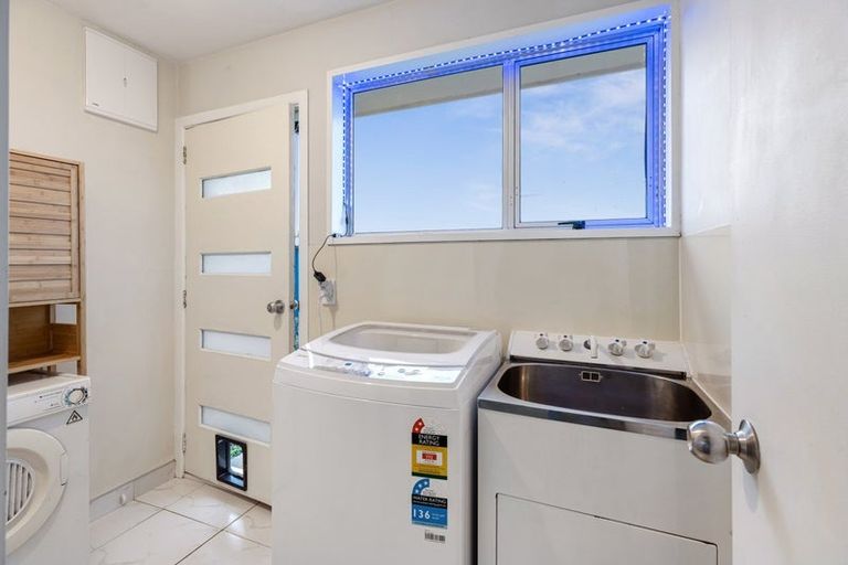 Photo of property in 18 Bayswater Crescent, Bromley, Christchurch, 8062