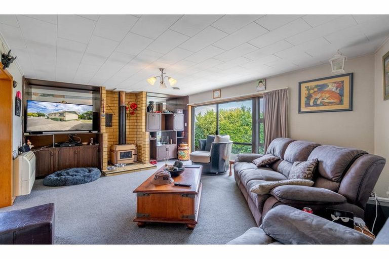 Photo of property in 66 Renfrew Street, Waikiwi, Invercargill, 9810