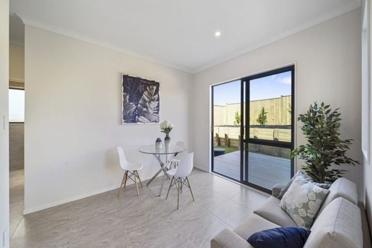 Photo of property in 5 Eastfield Avenue, Flat Bush, Auckland, 2019
