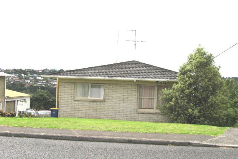 Photo of property in 25 Seaview Road, Glenfield, Auckland, 0629