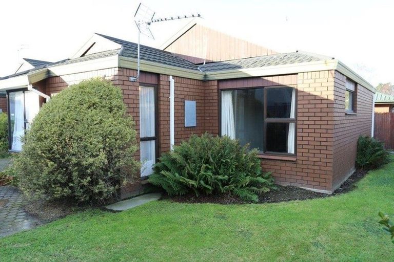 Photo of property in 3/3 Maxwell Street, Riccarton, Christchurch, 8041