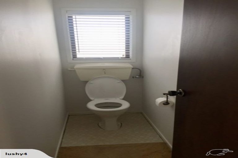 Photo of property in 1/2 Wolfe Street, Regent, Whangarei, 0112