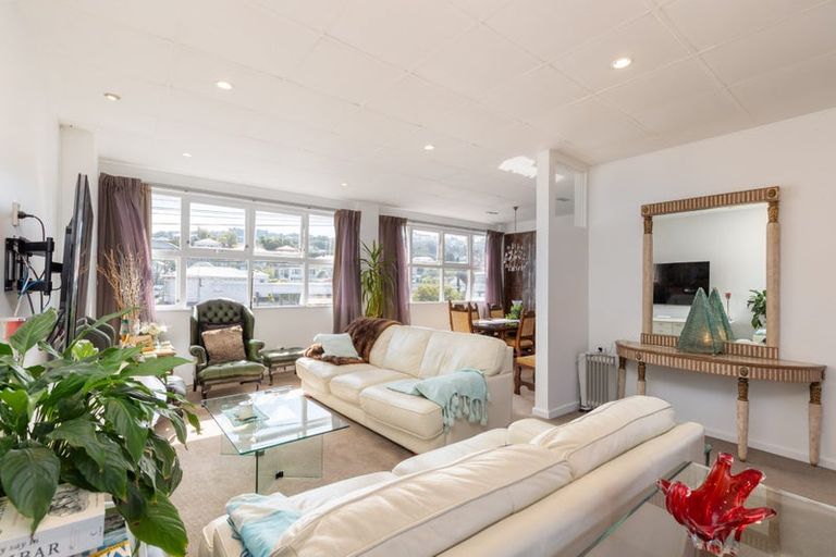 Photo of property in 233 Riddiford Street, Newtown, Wellington, 6021