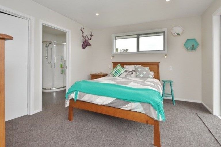 Photo of property in 11 Cassini Place, Leeston, 7632