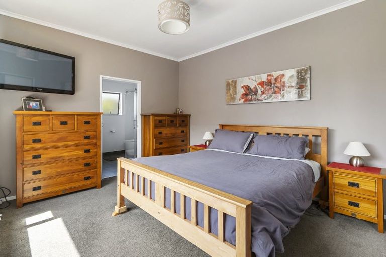 Photo of property in 329 Church Street, West End, Timaru, 7910