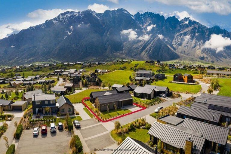 Photo of property in 4 Polperro Court, Jacks Point, Queenstown, 9371