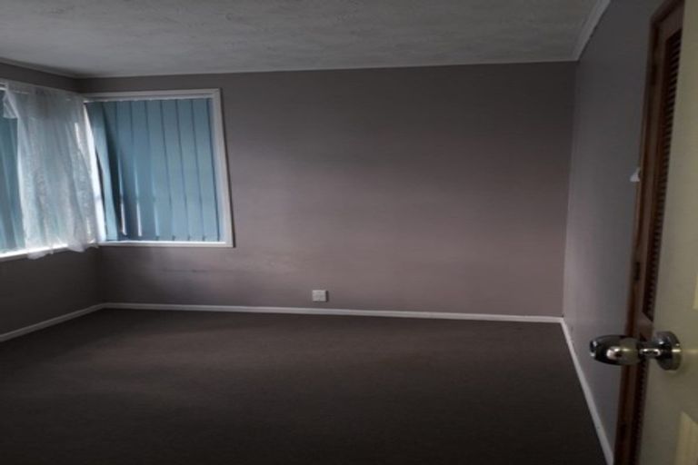 Photo of property in 10 Nogat Avenue, Papatoetoe, Auckland, 2024