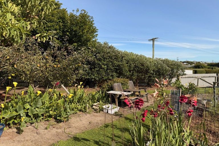 Photo of property in 17 Anderson Street, Kakanui, Oamaru, 9495