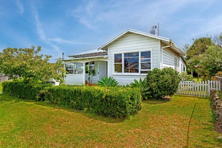 Photo of property in 11 Wellington Street, Te Hapara, Gisborne, 4010