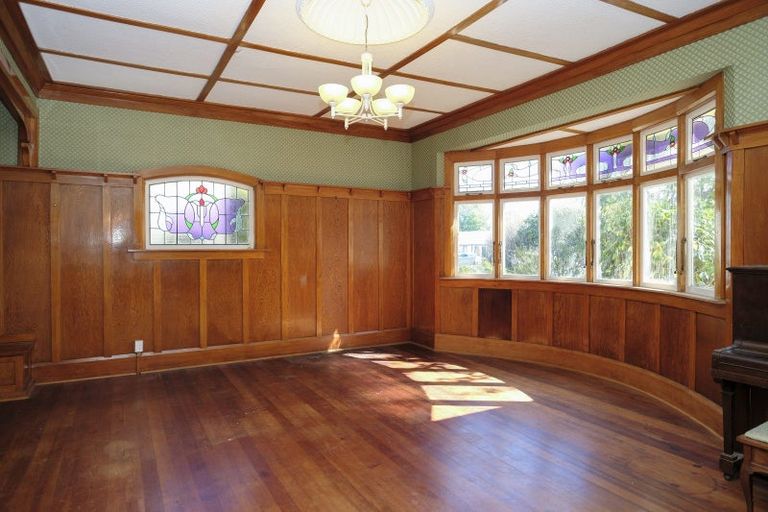 Photo of property in 2 Maine Street, Dannevirke, 4930