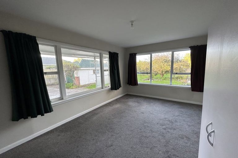 Photo of property in 228 Avonhead Road, Avonhead, Christchurch, 8042