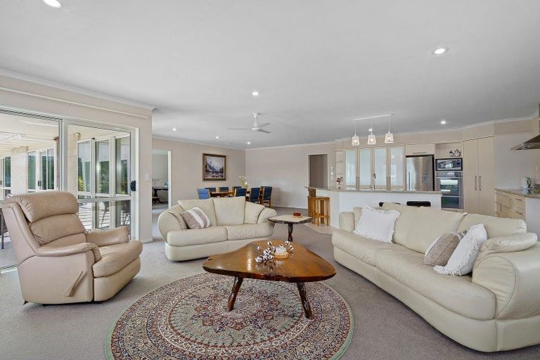 Photo of property in 13 Hogan Road, Cambridge, 3493