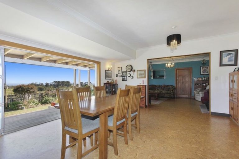 Photo of property in 1444 Carrington Road, Hurworth, New Plymouth, 4371