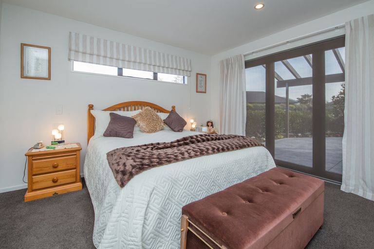 Photo of property in 21 Birchs Road, Prebbleton, 7604