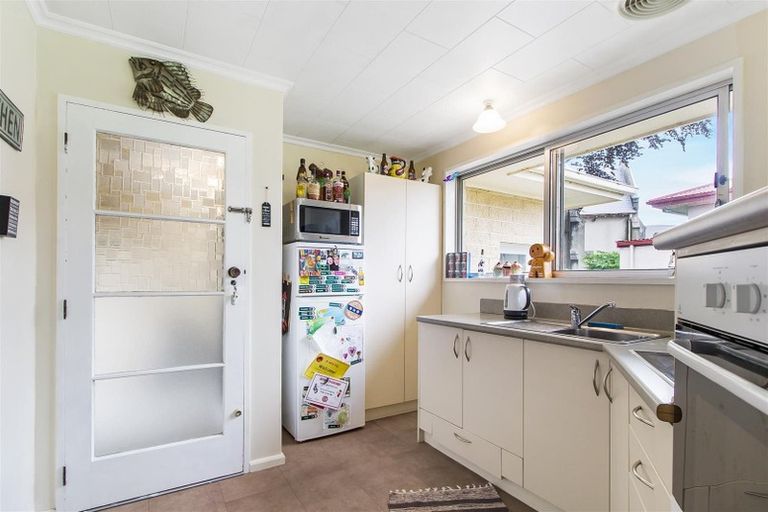 Photo of property in 12a Paul Street, Waimate, 7924