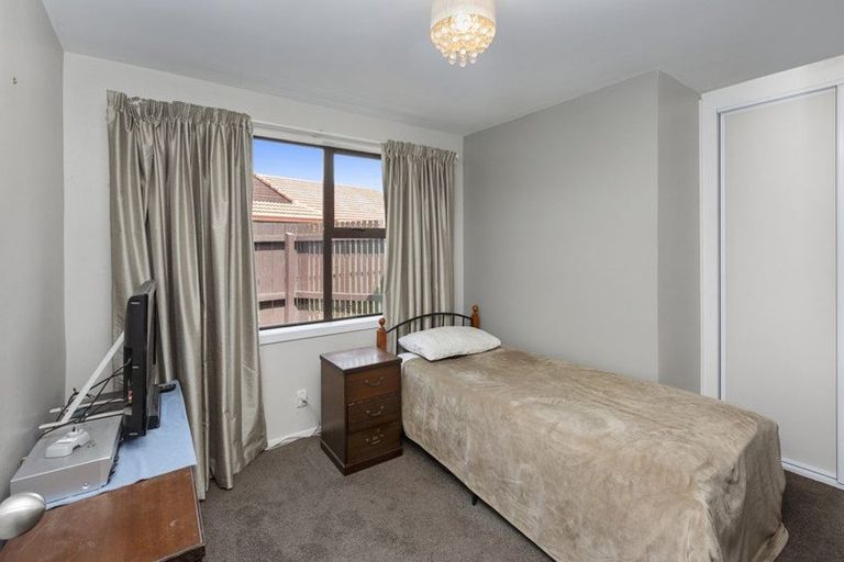 Photo of property in 1/10 Parr Place, Ilam, Christchurch, 8041