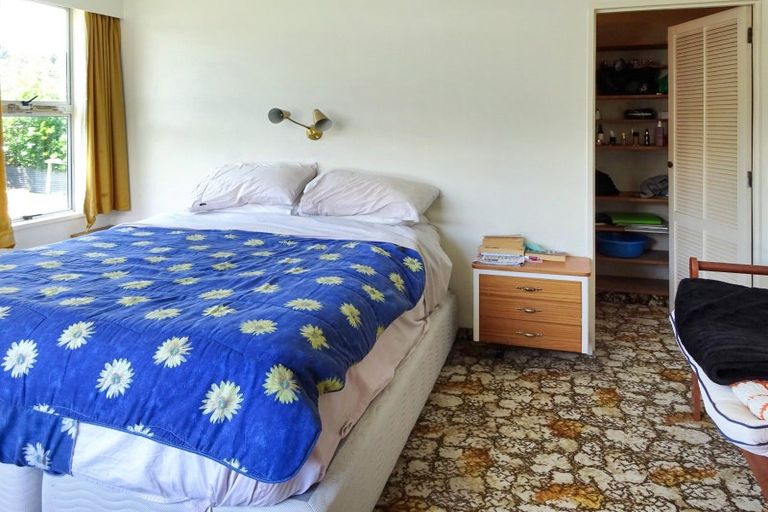 Photo of property in 7 Hennessy Street East, Foxton Beach, Foxton, 4815