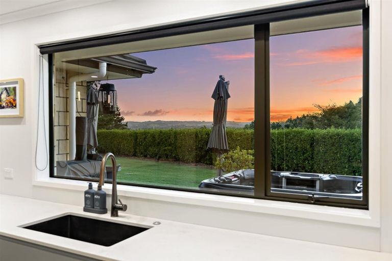 Photo of property in 433a Old North Road, Kumeu, 0892