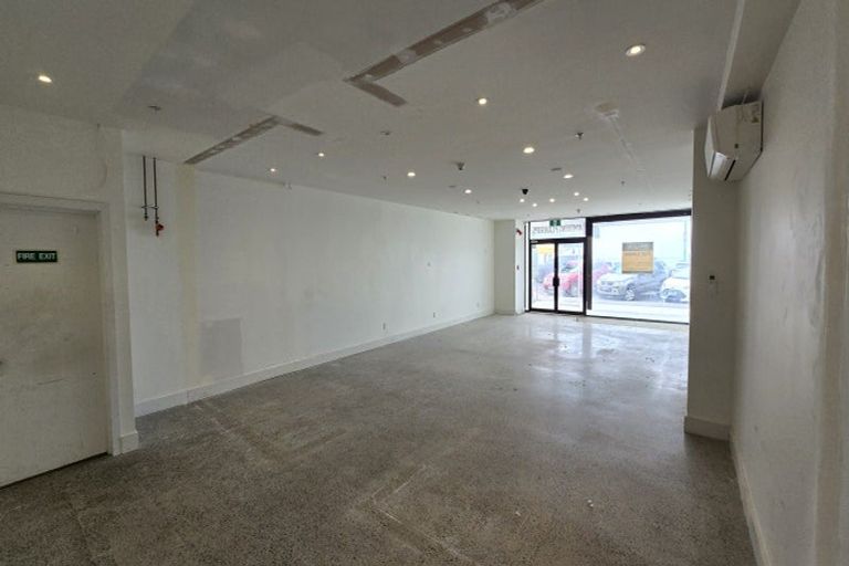 Photo of property in Oceanside Tower 1, 2/2a Marine Parade, Mount Maunganui, 3116