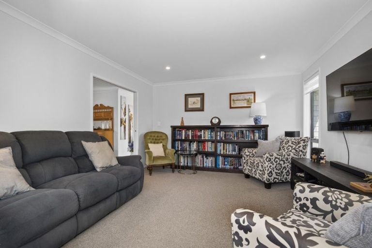Photo of property in 40 Charlotte Drive, Omokoroa, 3114