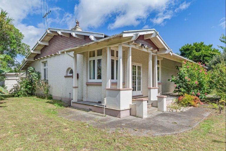 Photo of property in 16 Liverpool Street, Levin, 5510