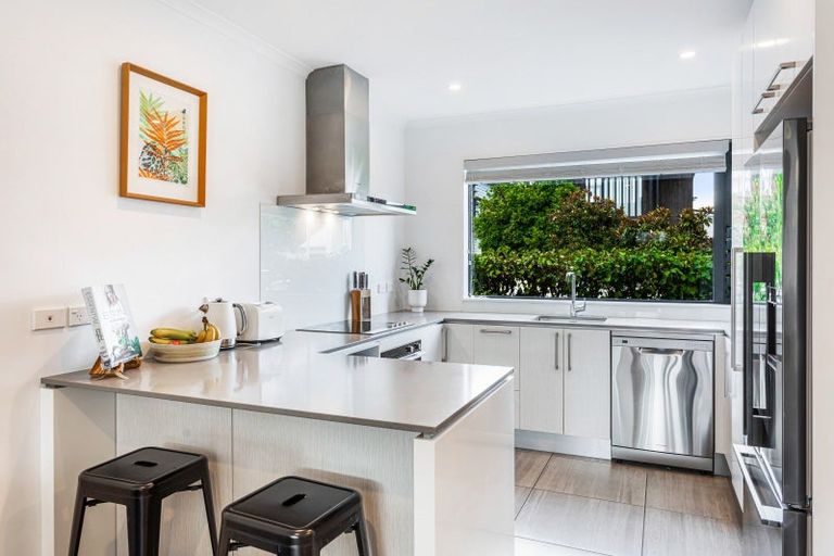 Photo of property in 12 Flounder Road, Hobsonville, Auckland, 0616