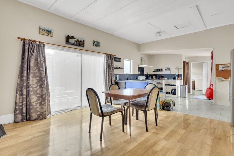 Photo of property in 61 Swinburn Street, Dannevirke, 4930