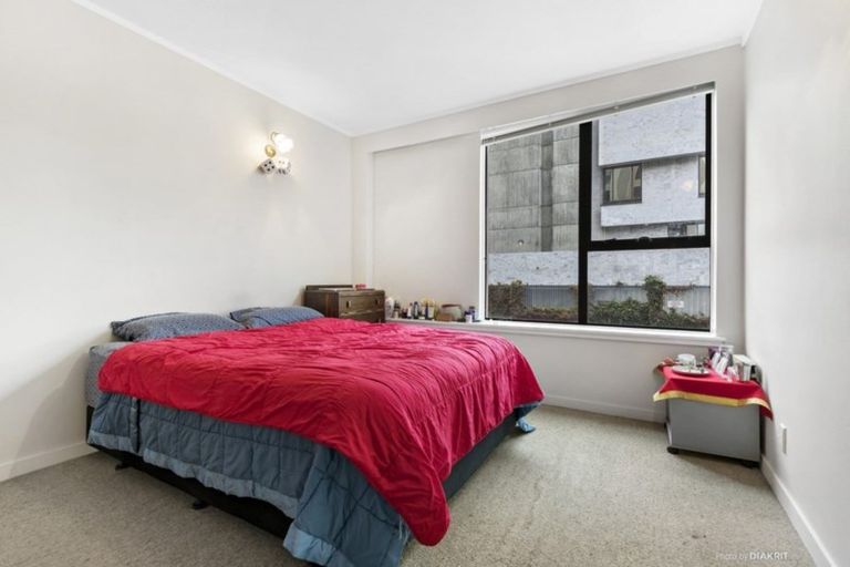 Photo of property in Hobson Court Flats, 14/70 Hobson Street, Thorndon, Wellington, 6011